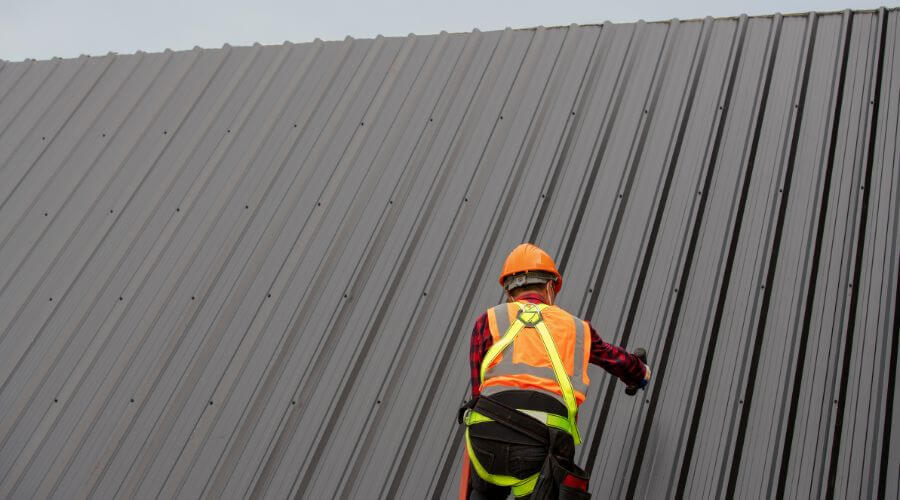 Professional residential roofers in Manville, WY